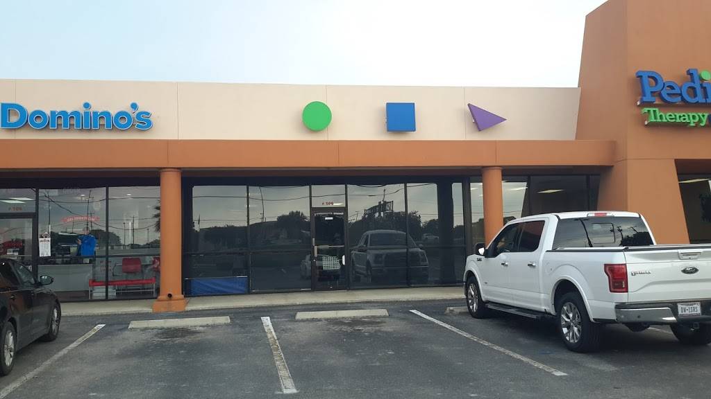 Dominos Pizza | meal delivery | 17331 I-35 Ste 105, Schertz, TX 78154, USA | 2106514336 OR +1 210-651-4336