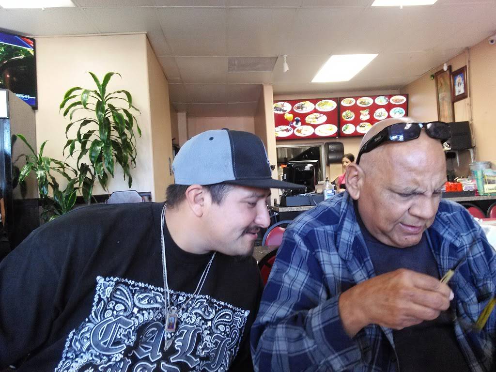 Lalos Restaurant | restaurant | 530 S Citrus Ave, Azusa, CA 91702, USA | 6269669146 OR +1 626-966-9146