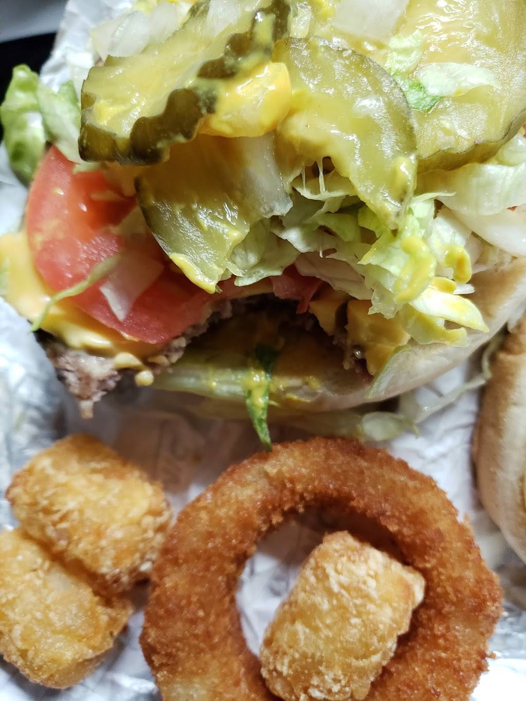 Sonic Drive-In | restaurant | 3820 S Peoria Ave, Tulsa, OK 74105, USA | 9187452124 OR +1 918-745-2124