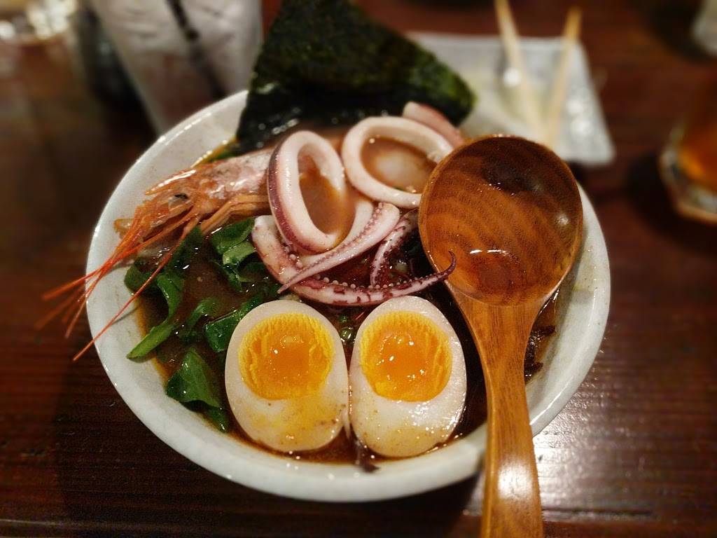 Takumi Izakaya Bar | restaurant | 826 J St, Sacramento, CA 95814, USA | 9162284095 OR +1 916-228-4095