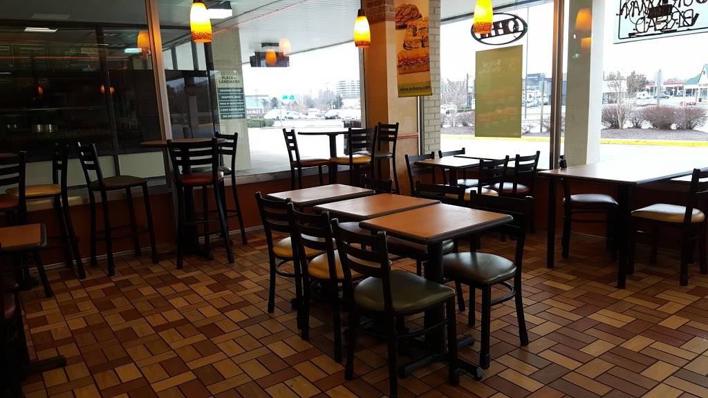 Subway | meal takeaway | 6224 Little River Turnpike, Alexandria, VA 22312, USA | 7039412200 OR +1 703-941-2200
