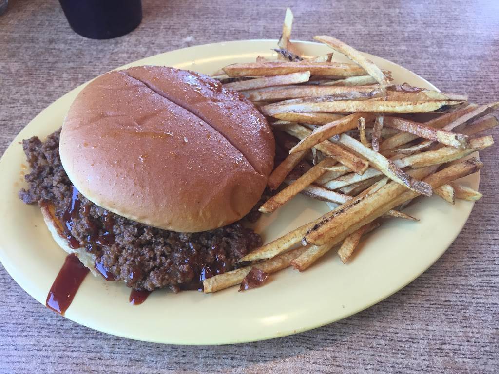 Jeannies Diner | restaurant | 3159 S 11th St, Niles, MI 49120, USA | 2696832800 OR +1 269-683-2800