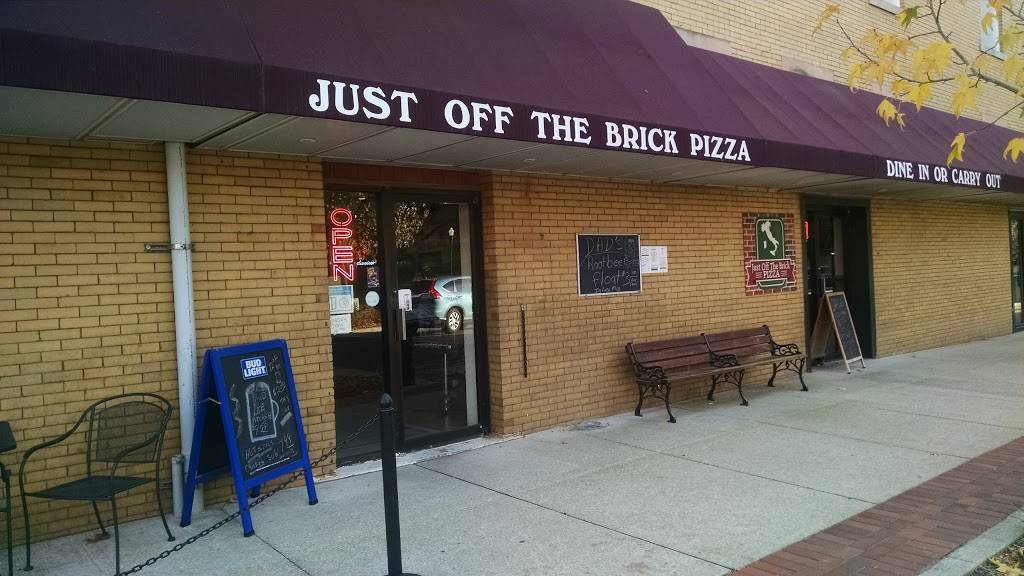 Just Off The Brick Pizza | meal takeaway | 8639 W Main St, French Lick, IN 47432, USA | 8129363044 OR +1 812-936-3044