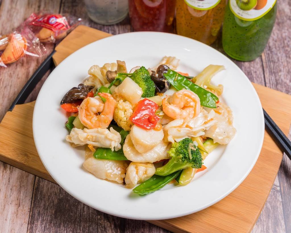 Qinthai chinese cuisine | restaurant | 325 Weston Rd Unit 10 B, York, ON M6N 4Z9, Canada | 4162430630 OR +1 416-243-0630