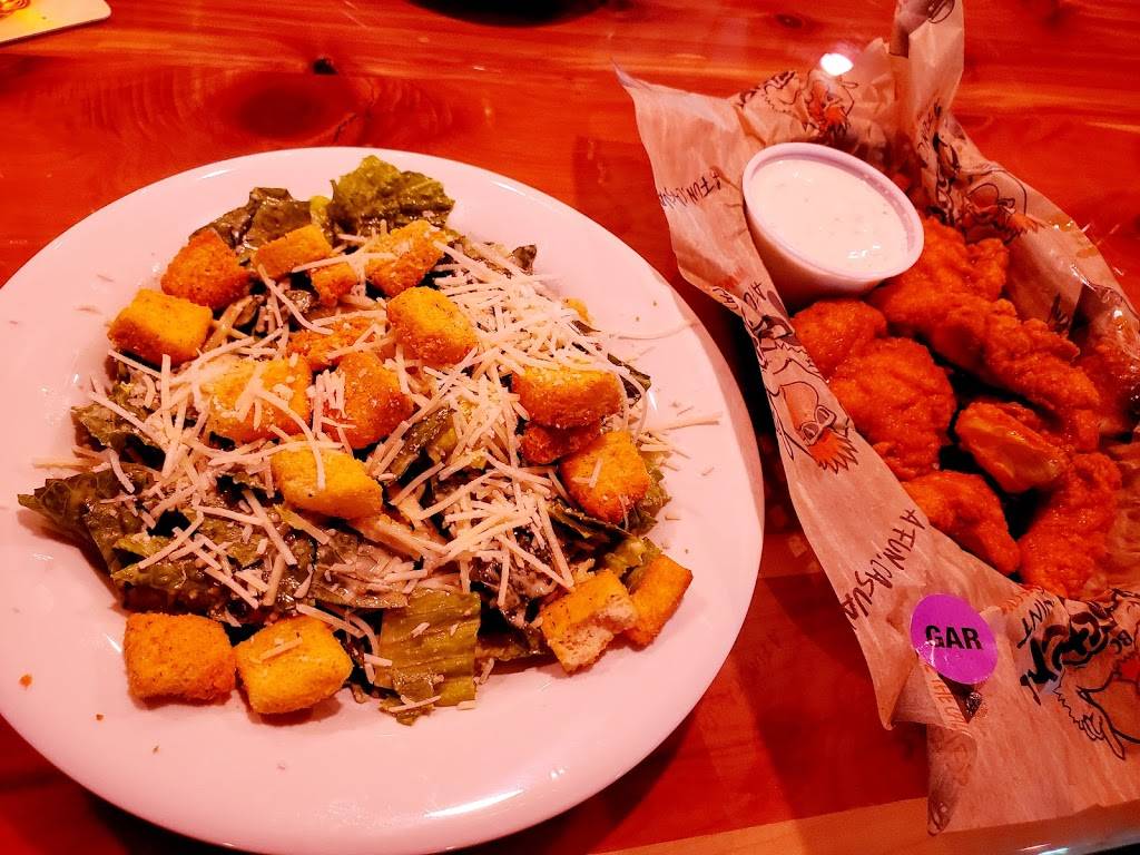 Roosters | restaurant | 5050 Crookshank Rd, Cincinnati, OH 45238, USA | 5138345984 OR +1 513-834-5984