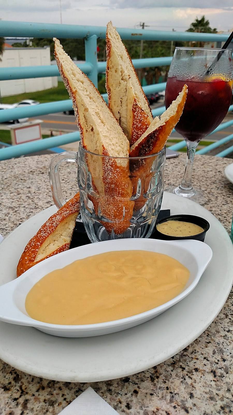 The Mansion | restaurant | 1218 E New Haven Ave, Melbourne, FL 32901, USA | 3213455800 OR +1 321-345-5800