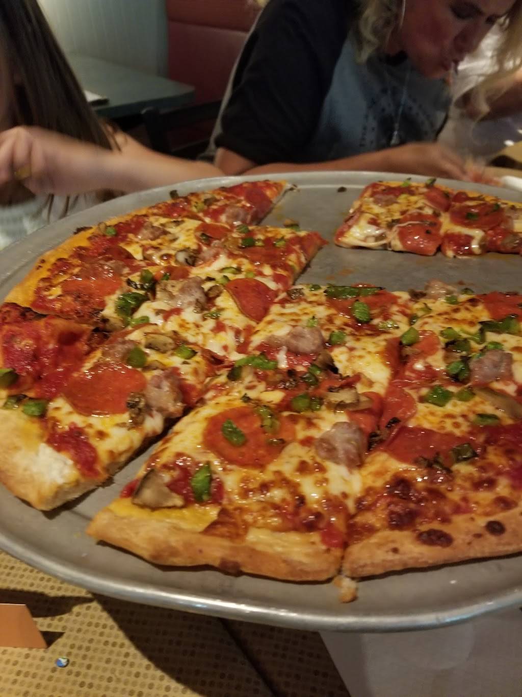 The Northside Pub | restaurant | 2353 Holton Rd, Muskegon, MI 49445, USA | 2317443722 OR +1 231-744-3722