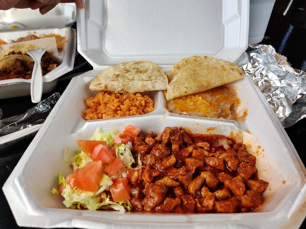 Tacos La Familia | restaurant | 1134 Ave G, Fort Sumner, NM 88119, USA | 5755518282 OR +1 575-551-8282