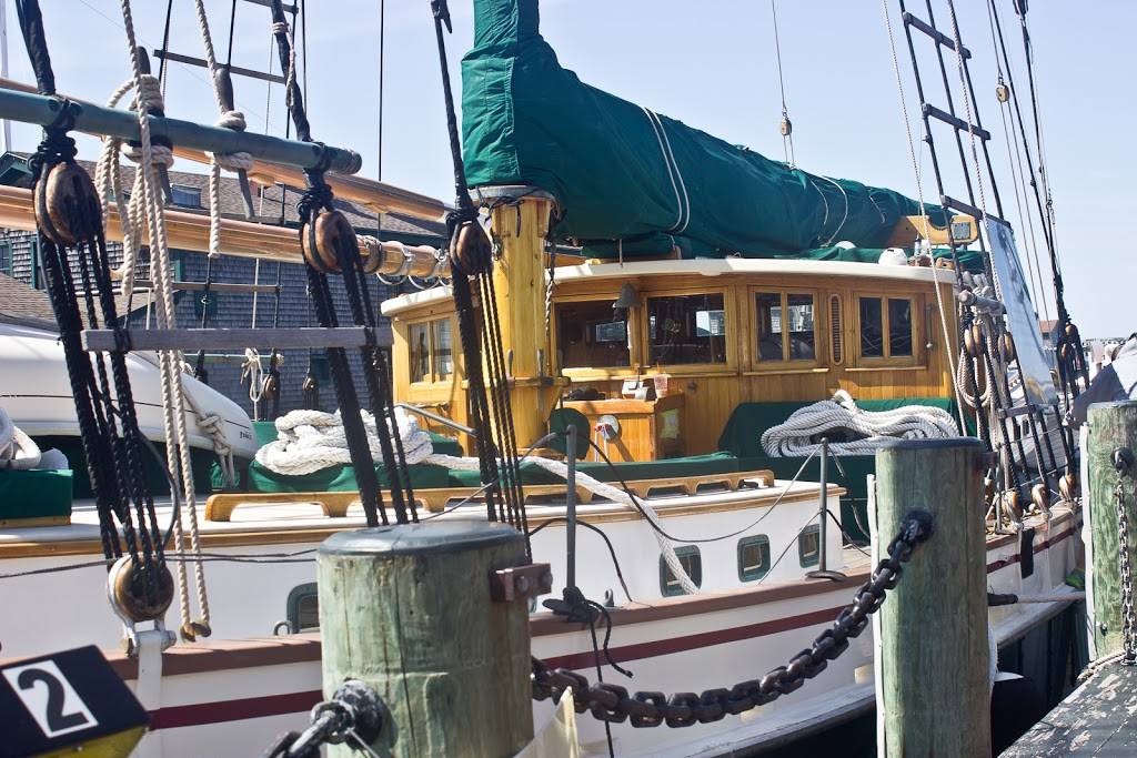 Bowens Wharf | shopping mall | 13 Bowens Wharf, Newport, RI 02840, USA | 4018492243 OR +1 401-849-2243