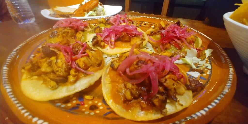 Chandos Cantina | restaurant | 2023 Vine St, El Dorado Hills, CA 95762, USA | 9169333898 OR +1 916-933-3898