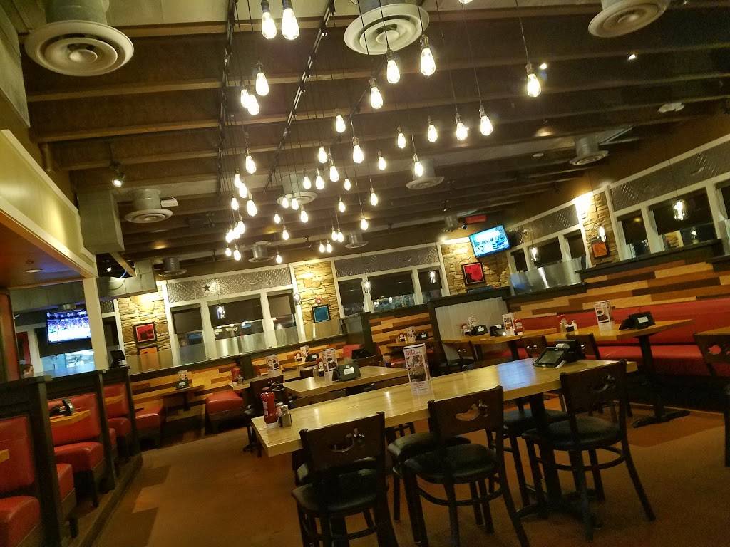 Chilis Grill & Bar | restaurant | 2740 Carl T Jones Dr SE, Huntsville, AL 35802, USA | 2568821230 OR +1 256-882-1230