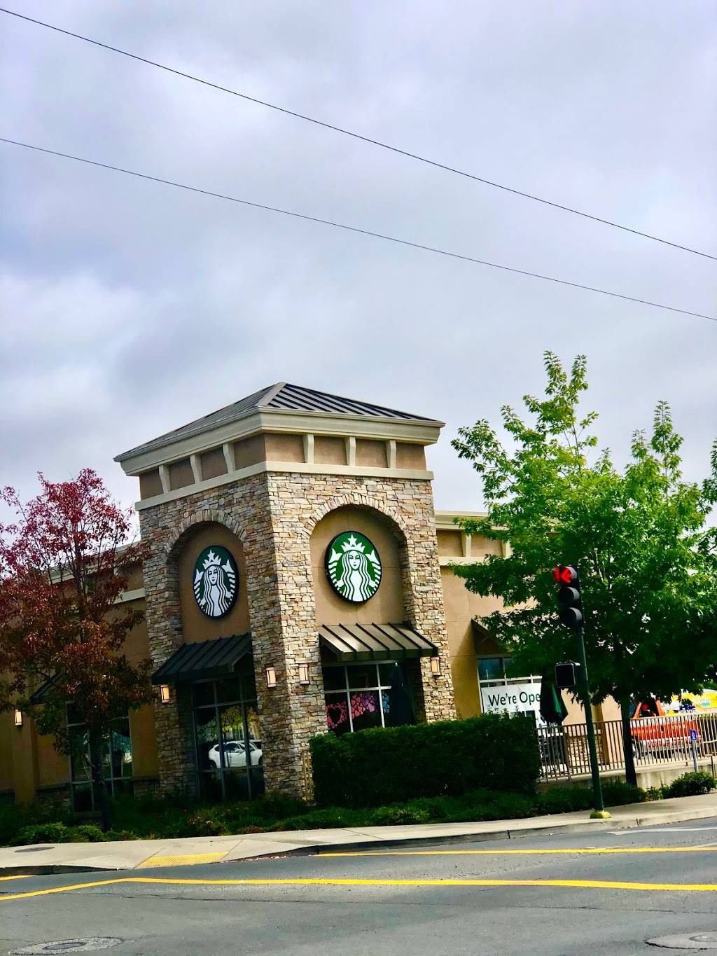 Starbucks | cafe | 1200 Lincoln Ave, Napa, CA 94558, USA | 7072563124 OR +1 707-256-3124