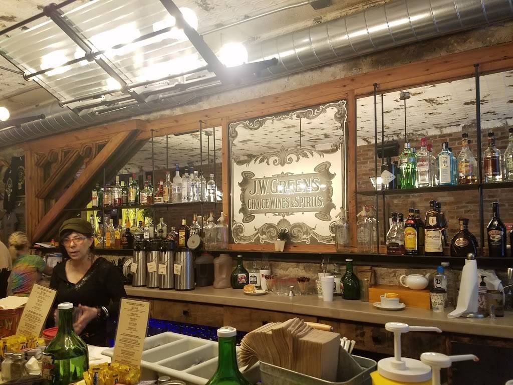 Mud Street Cafe Annex | restaurant | 28 S Main St, Eureka Springs, AR 72632, USA | 4792535399 OR +1 479-253-5399