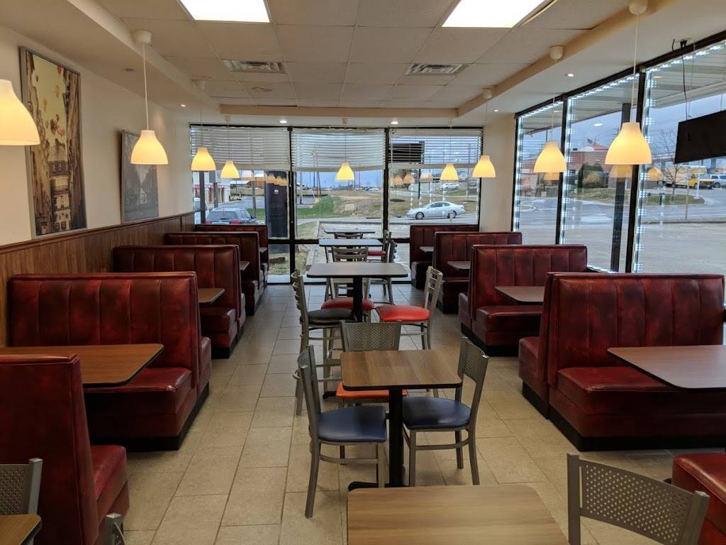 Hook Fish & Chicken | restaurant | 7312 Kingsgate Way, West Chester Township, OH 45069, USA | 5137552999 OR +1 513-755-2999