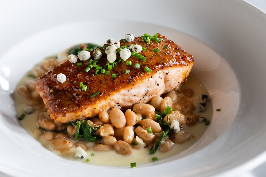 Chesters Chophouse & Wine Bar | restaurant | 1550 N Webb Rd, Wichita, KS 67206, USA | 3162011300 OR +1 316-201-1300