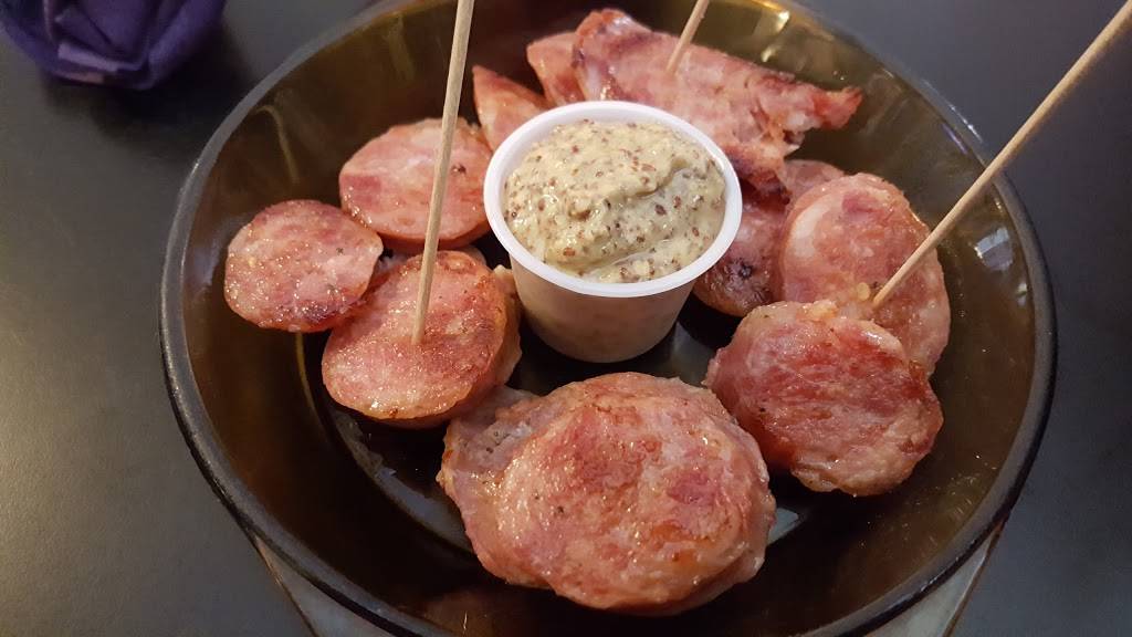 St Georges Country Store | restaurant | 1 Delaware St, St Georges, DE 19733, USA | 3028368202 OR +1 302-836-8202