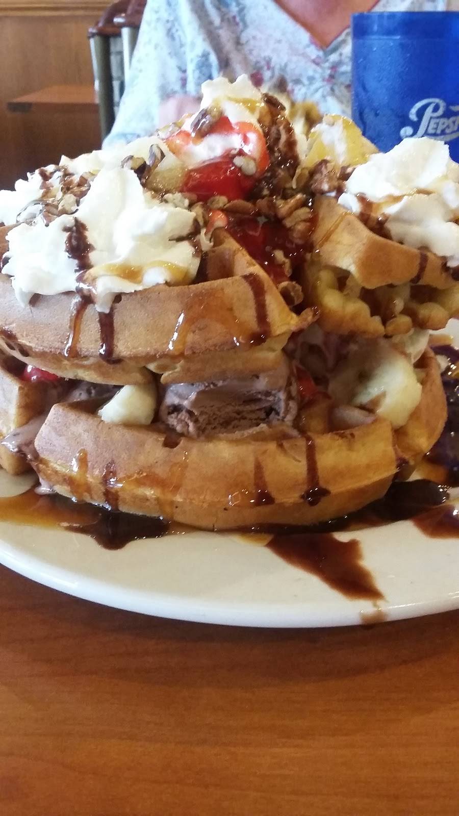 Silver Dollar Restaurant | restaurant | 102 Stagecoach Trail, Yorkville, IL 60560, USA | 6305531835 OR +1 630-553-1835