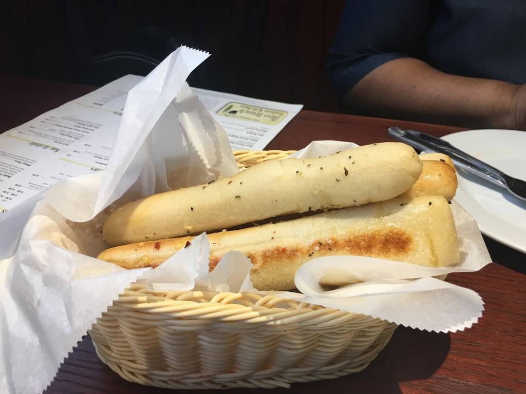 Olive Branch | restaurant | 1721 Reisterstown Rd, Pikesville, MD 21208, USA | 4104157880 OR +1 410-415-7880