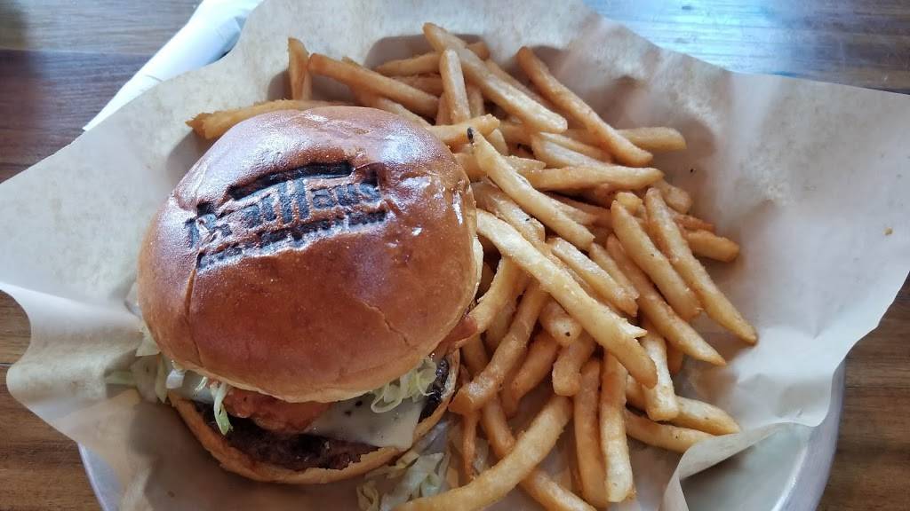 Richmond BratHaus | restaurant | 10310 N Main St, Richmond, IL 60071, USA | 8158621762 OR +1 815-862-1762