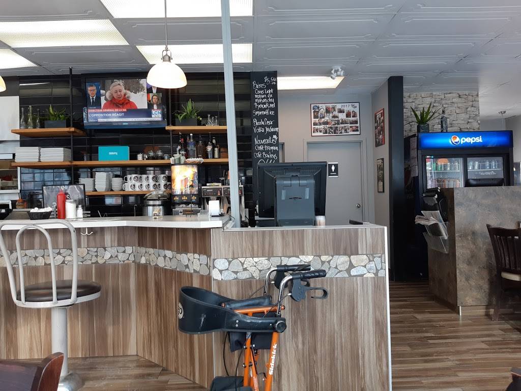 Restaurant 1 gars 1 fille Chez Vic | restaurant | 295 Rue de Montigny, Saint-Jérôme, QC J7Z 5R1, Canada | 4504384681 OR +1 450-438-4681