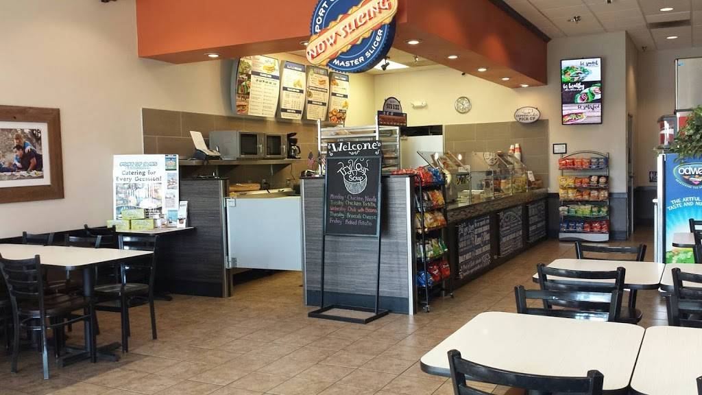 Port of Subs Dinuba | restaurant | 870 W El Monte Way, Dinuba, CA 93618, USA | 5595913054 OR +1 559-591-3054