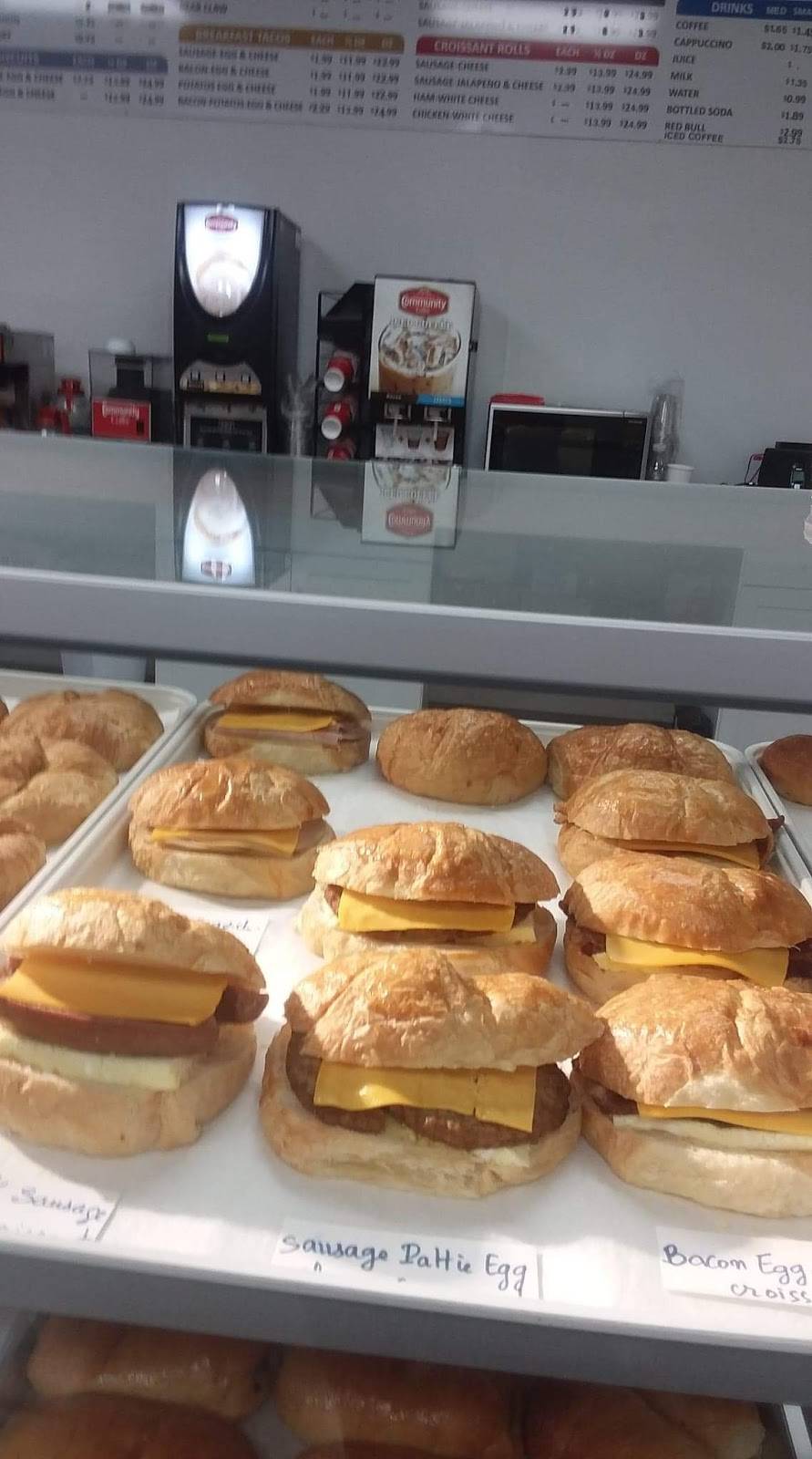 Donut World | restaurant | Donut World, 1117 E McNeese St, Lake Charles, LA 70607, USA | 3376026119 OR +1 337-602-6119