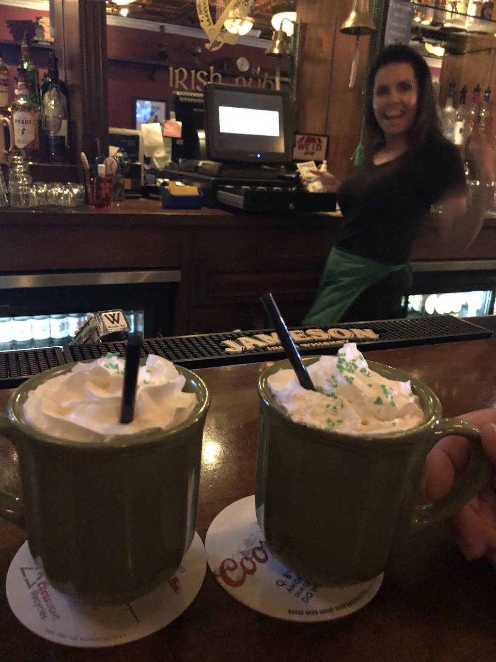 JJ Sullivans Irish Pub | restaurant | 22917 Ventura Blvd, Woodland Hills, CA 91364, USA | 8182257468 OR +1 818-225-7468