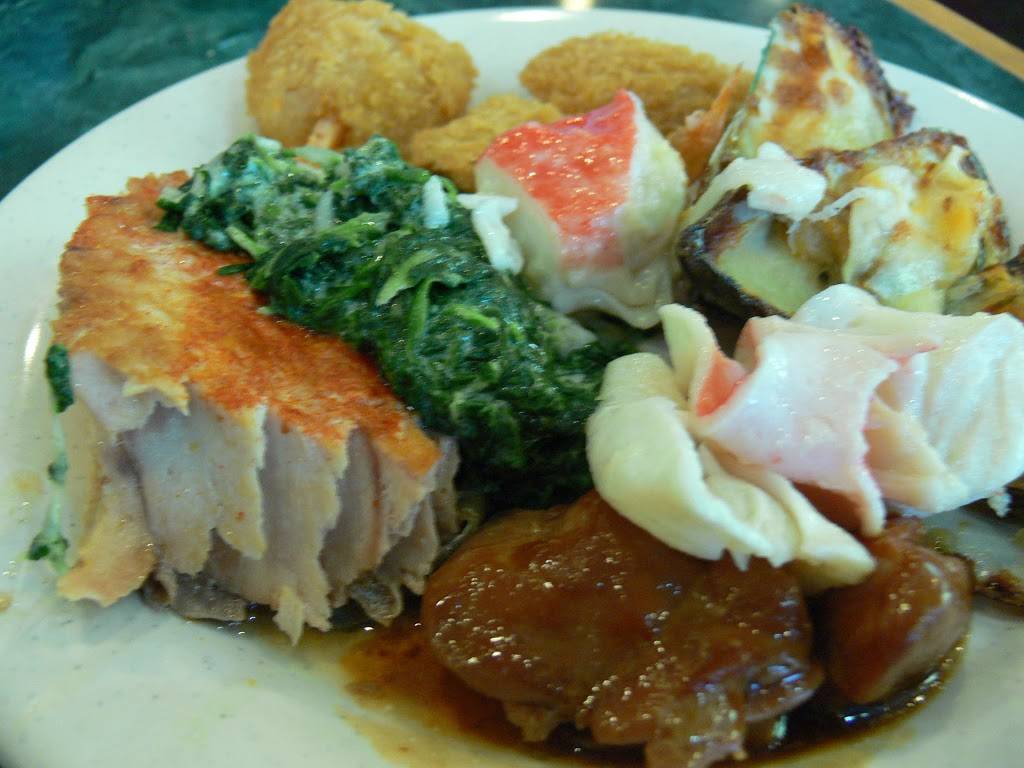 Grand Buffet | restaurant | 4400 W Elm St, McHenry, IL 60050, USA | 8153633888 OR +1 815-363-3888