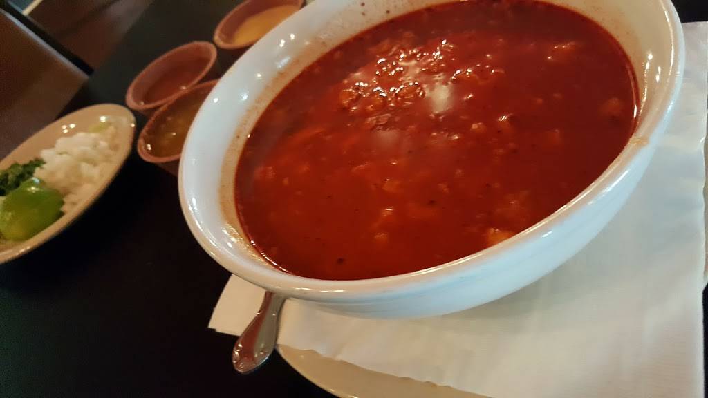 Mi Familia Mexican Restaurant | restaurant | 111 SW Lee Blvd, Lawton, OK 73505, USA | 5805910358 OR +1 580-591-0358