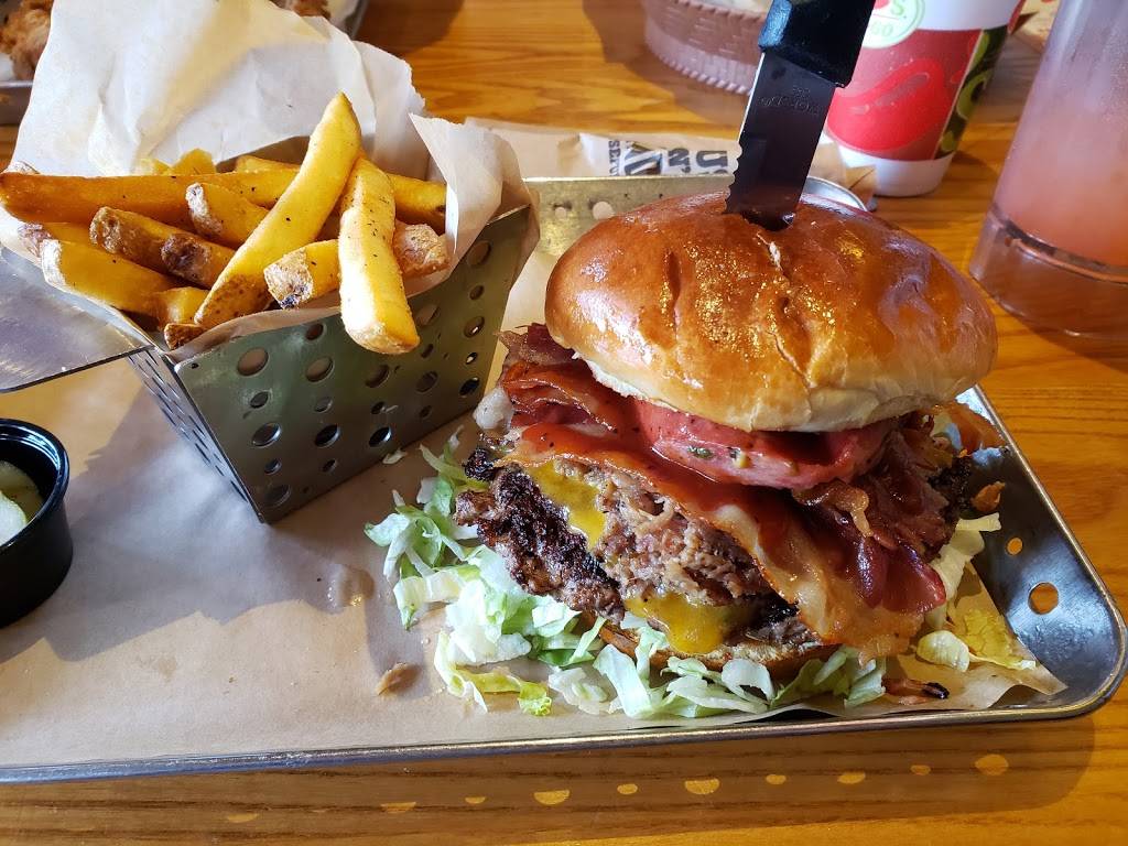 Chilis Grill & Bar | restaurant | 1471 Tamiami Trail, Port Charlotte, FL 33948, USA | 9412550058 OR +1 941-255-0058