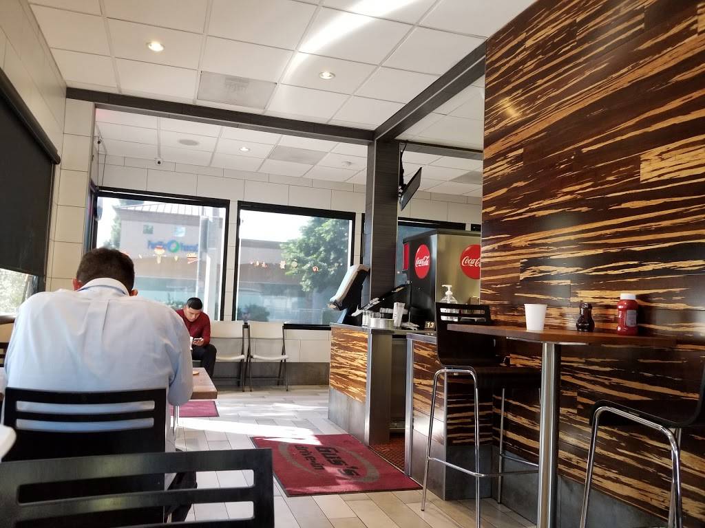 Guss Drive-In | restaurant | 1657 W 3rd St, Los Angeles, CA 90017, USA | 2134838885 OR +1 213-483-8885