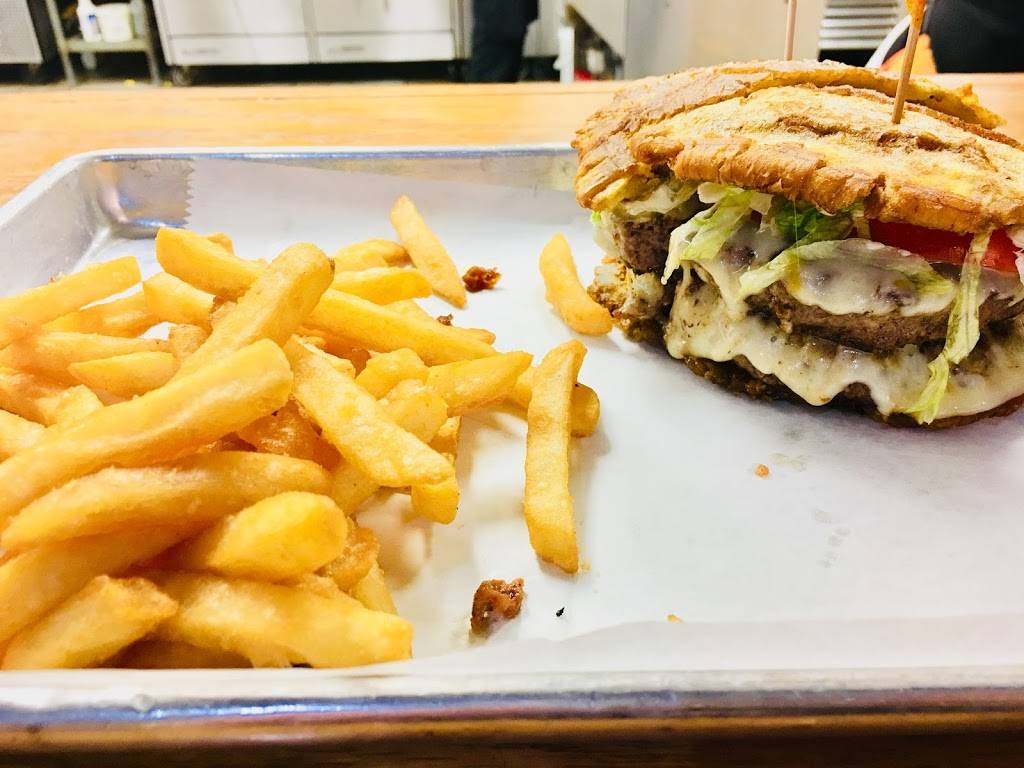 Rubens Cuban Cafe | cafe | 4941 E Busch Blvd #170, Tampa, FL 33617, USA | 8139892178 OR +1 813-989-2178