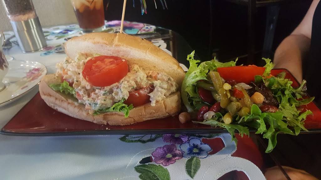 Diamond Tea Room & Bistro | restaurant | 3872 Old Dixie Hwy, Stuart, FL 34997, USA | 7727815153 OR +1 772-781-5153