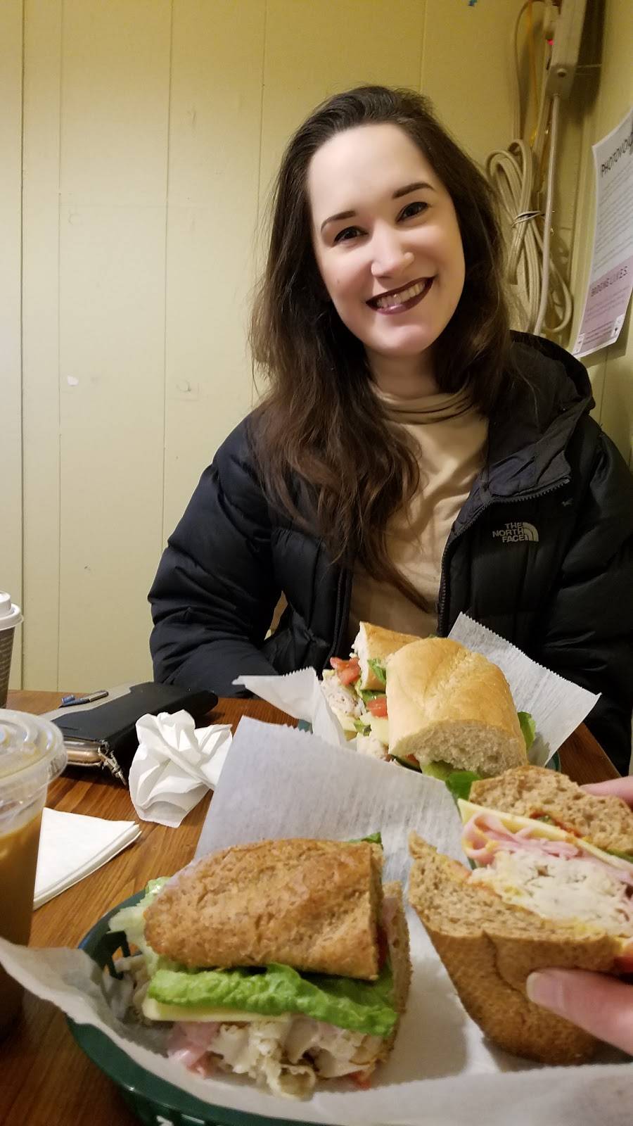 Better Bean Coffee Co | cafe | 23 Central Square, Bridgewater, MA 02324, USA | 5082799952 OR +1 508-279-9952