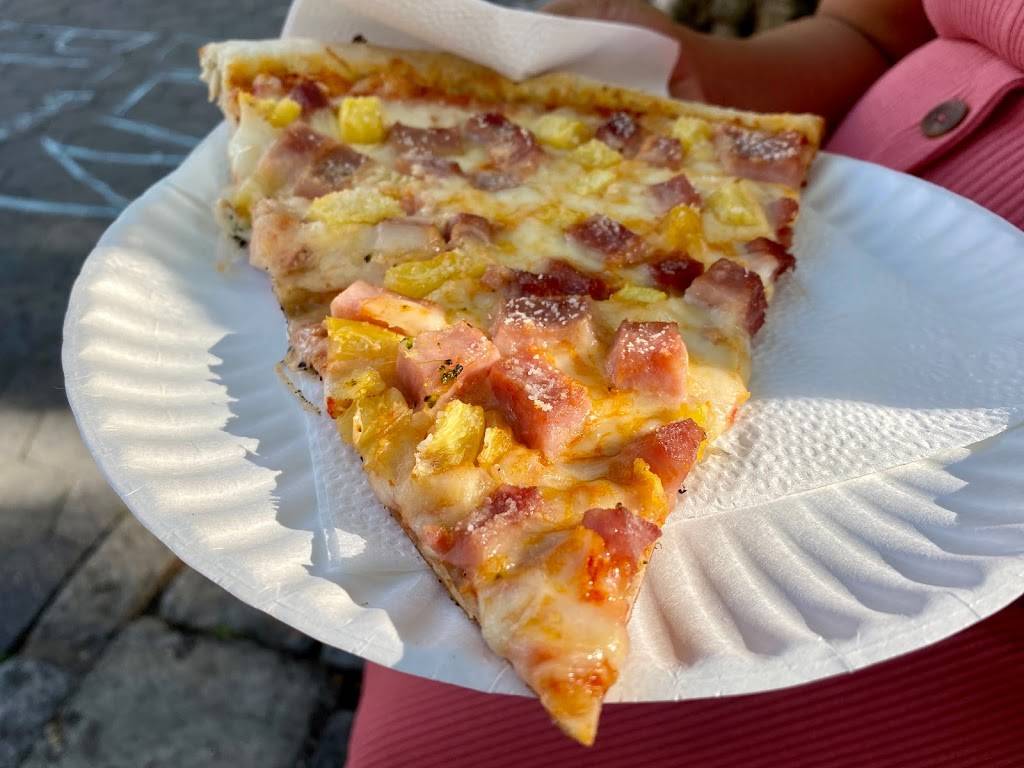 WHOLESOME GARDEN PIZZA | restaurant | 3529 Broadway, New York, NY 10031, USA | 6469048620 OR +1 646-904-8620