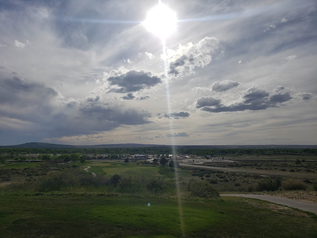 Isleta Grill | restaurant | 4047 NM-47, Albuquerque, NM 87105, USA | 5058692046 OR +1 505-869-2046