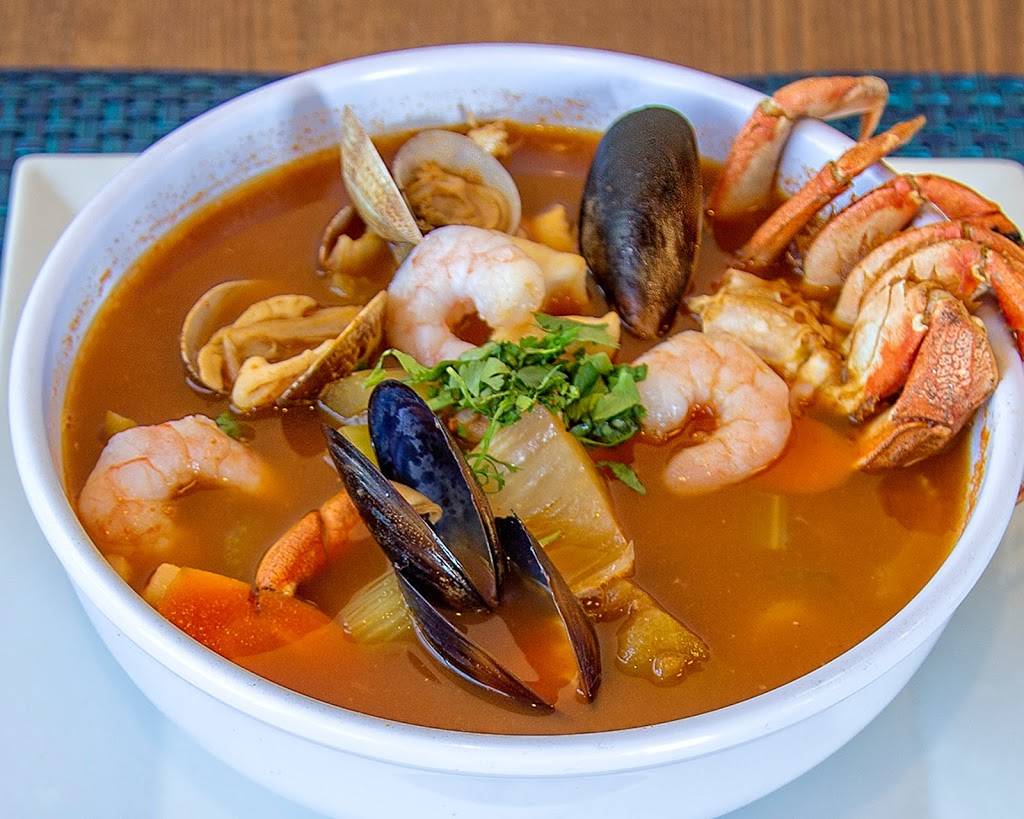 Rubens Mariscos and Mexican Grill | restaurant | 20779 Bear Valley Rd, Apple Valley, CA 92308, USA | 7602404111 OR +1 760-240-4111