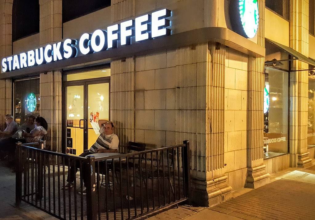 Starbucks | cafe | 300 S Main St, Royal Oak, MI 48067, USA | 2485484570 OR +1 248-548-4570
