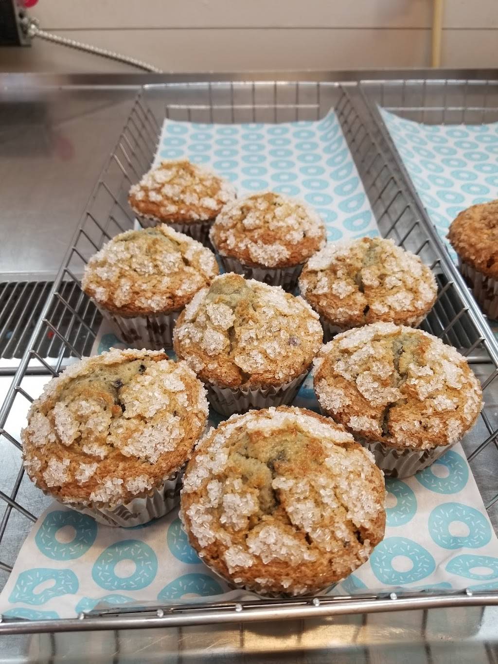 Dunkin | bakery | 3635 Aloma Ave Suite 101, Oviedo, FL 32765, USA | 4076679046 OR +1 407-667-9046