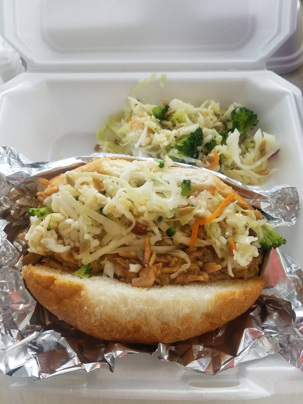 Tinas Kitchen | restaurant | 1408 S Raccoon Rd, Austintown, OH 44515, USA | 3307273616 OR +1 330-727-3616