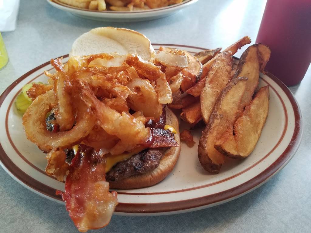 Villager | restaurant | 1502 W Main St, Sac City, IA 50583, USA | 7126627171 OR +1 712-662-7171