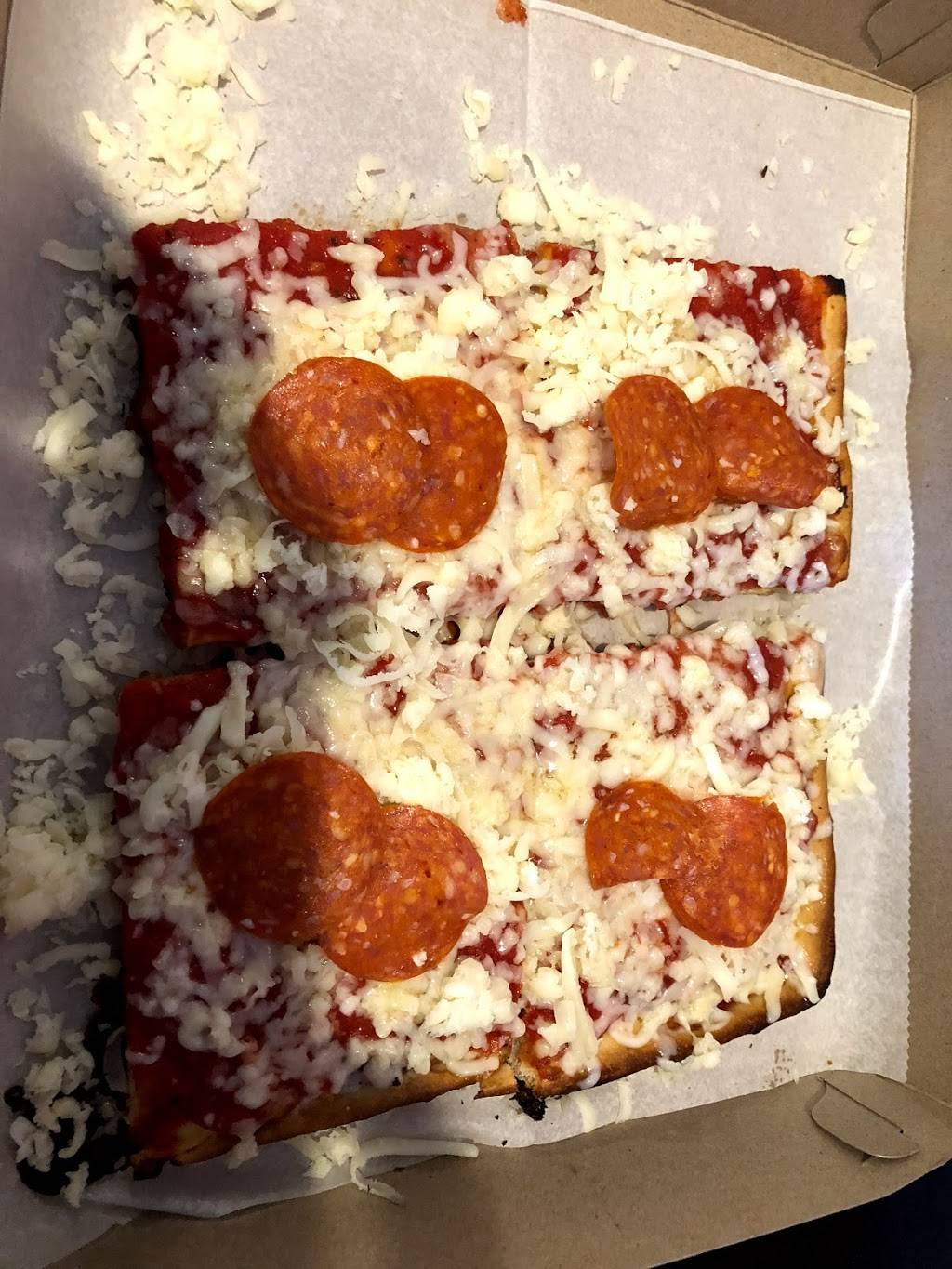 DiCarlos Pizza | Dallas Pike | meal delivery | 93 Coventry Road, Valley Grove, WV 26060, USA | 3045470591 OR +1 304-547-0591