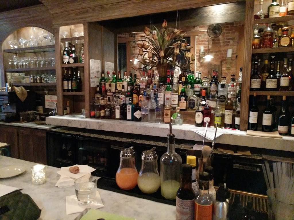 Le Grenier | restaurant | 502 H St NE, Washington, DC 20002, USA | 2025444999 OR +1 202-544-4999