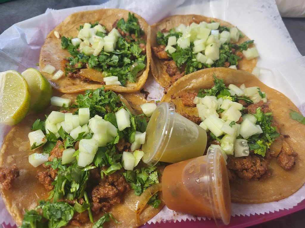 Tacos Don Nachos | restaurant | 8539 Edgemont Rd, Greers Ferry, AR 72067, USA | 5012067550 OR +1 501-206-7550
