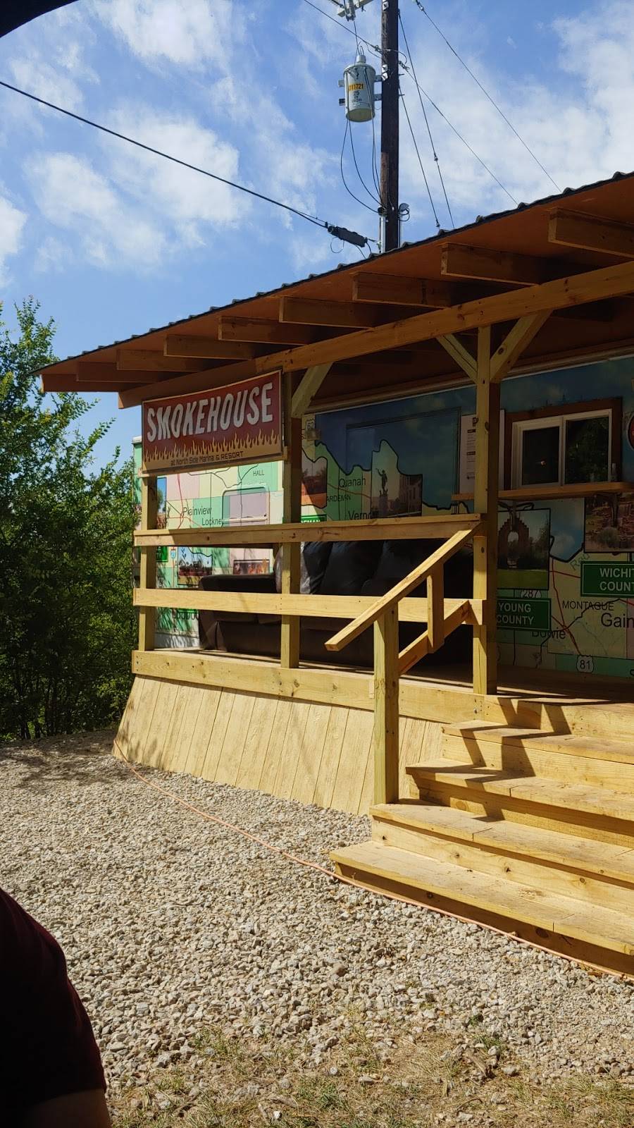 Smokehouse at North Side Marina | restaurant | 179 Private Rd 1735, Chico, TX 76431, USA | 9406445475 OR +1 940-644-5475