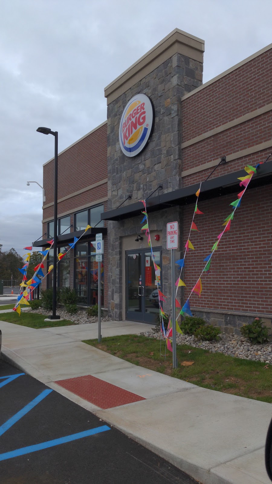 Burger King | restaurant | 18 Winslow Gate Rd, Poughkeepsie, NY 12601, USA | 8457657270 OR +1 845-765-7270