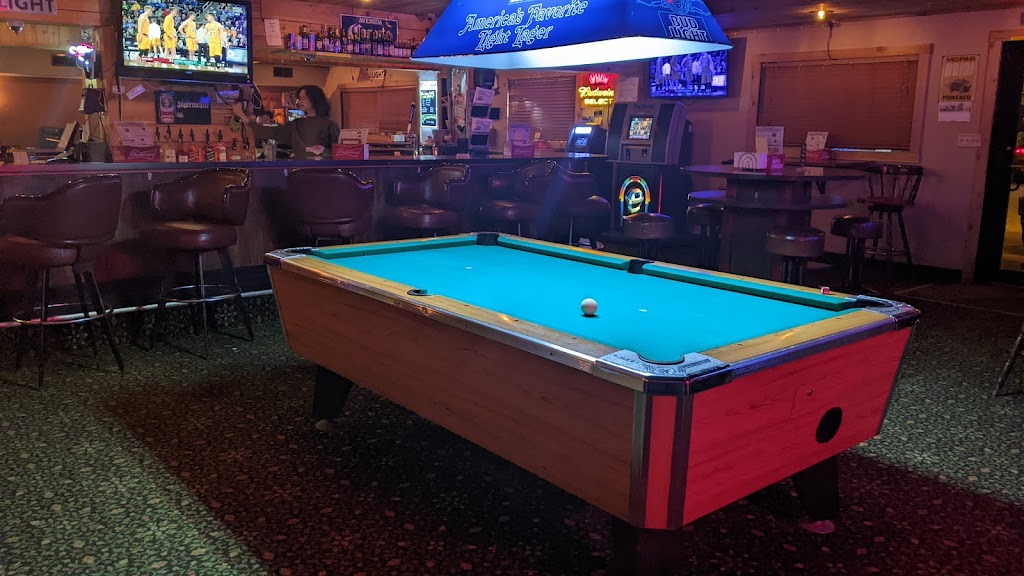 The Chuckwagon | restaurant | 112 Deadwood St, Fort Pierre, SD 57532, USA | 6052958040 OR +1 605-295-8040