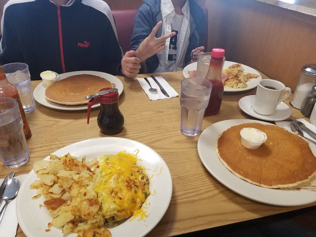 Annas Restaurant | restaurant | 4770 900 E, Salt Lake City, UT 84117, USA | 8012615399 OR +1 801-261-5399