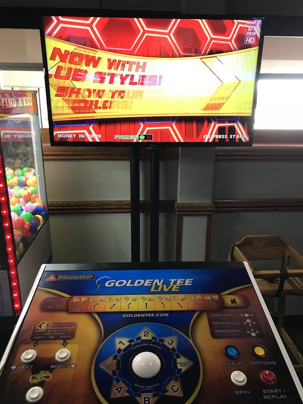 Brewskys Food & Spirits East | restaurant | 2840 S 70th St, Lincoln, NE 68506, USA | 4024832739 OR +1 402-483-2739