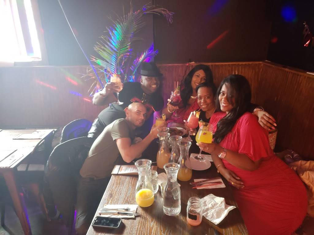 Uncle Joes | restaurant | 188 Pequonnock St, Bridgeport, CT 06604, USA | 2036127760 OR +1 203-612-7760